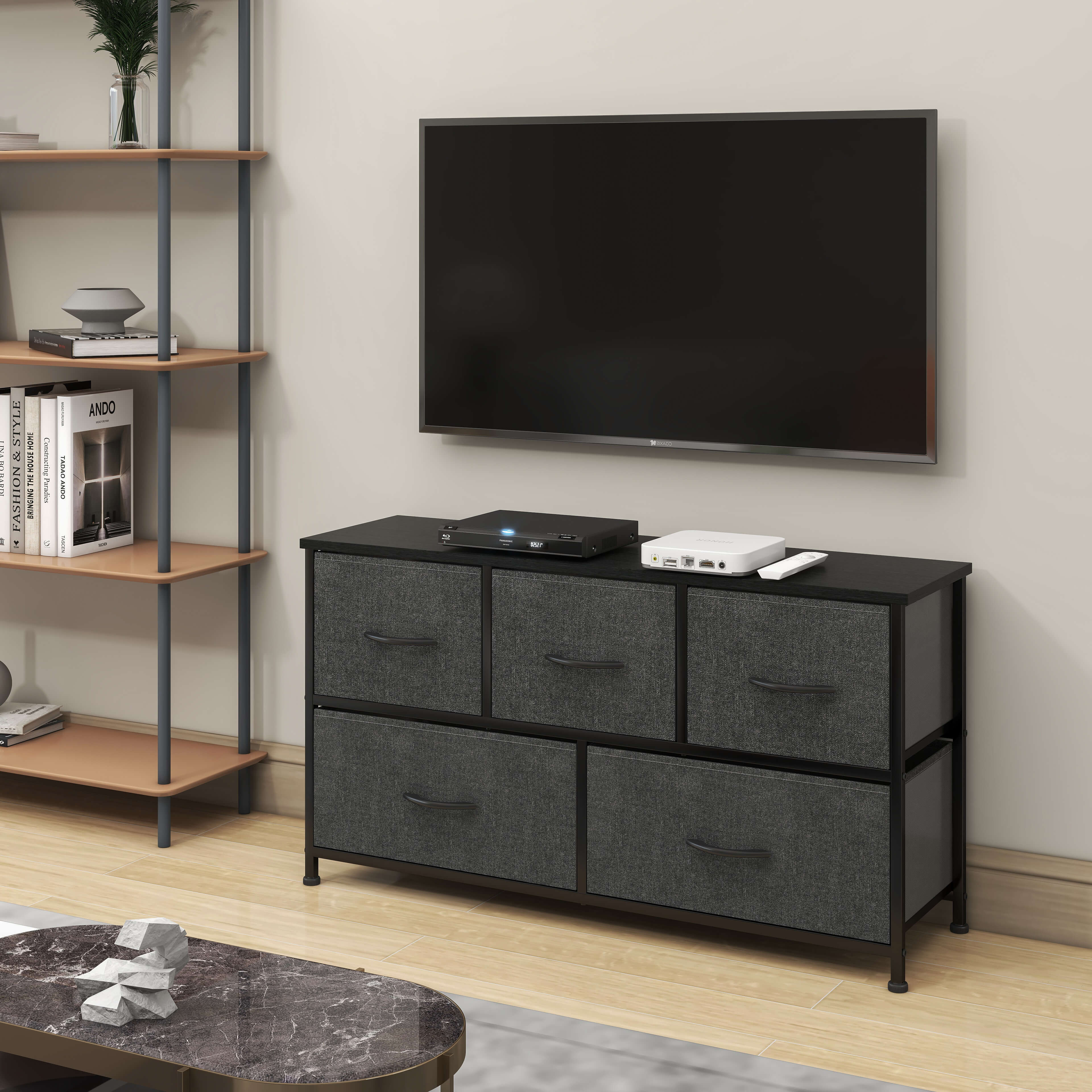 Space General in the Spotlight Declutter Your Home with Ease Featur